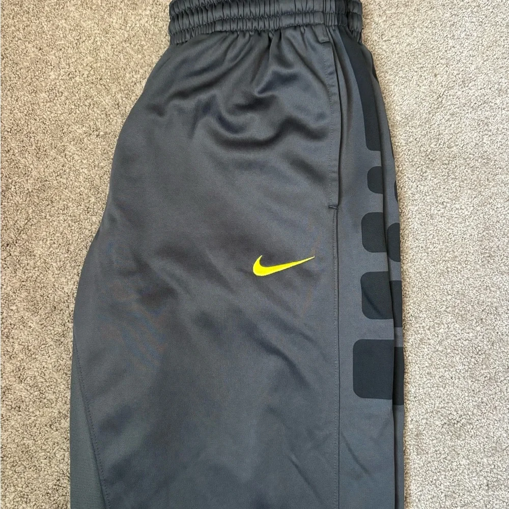 Nike Oregon Ducks Sweatpants - Picture 3 of 6